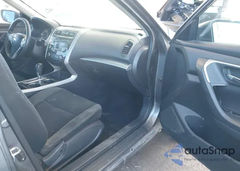 2015 Nissan Altima 2.5/2.5 S/2.5 Sl/2.5 Sv from USA, damaged, VIN 1N4AL3APXFC243997